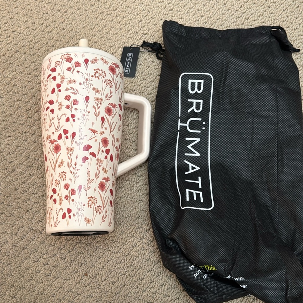 Brumate Era POPPY 30oz NWT